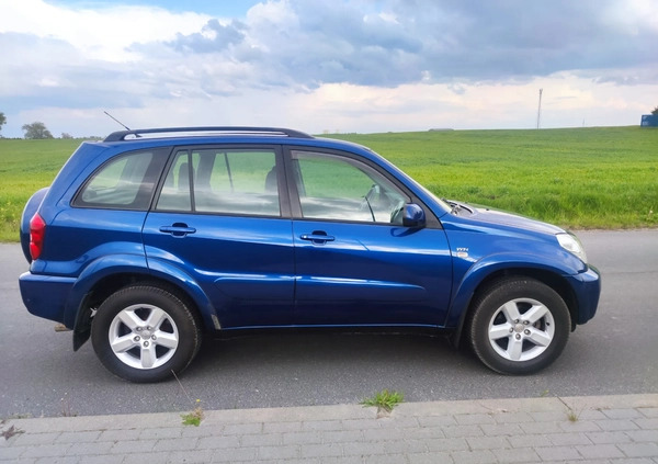 Toyota RAV4 cena 24900 przebieg: 223000, rok produkcji 2005 z Gniezno małe 232
